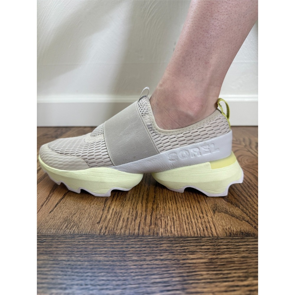 Sorel Womens Tan Kinetic Impact Mesh Chunky Athletic Shoes Size 8 Sporty Comfort - Picture 10 of 10